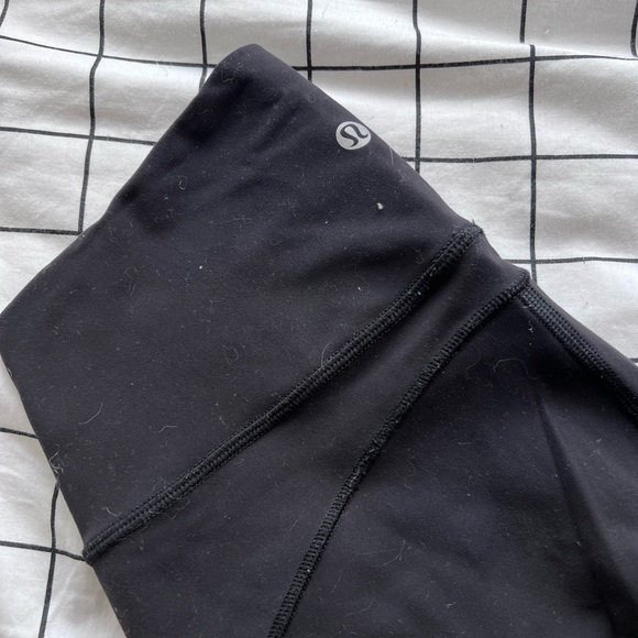 NWOT Lululemon 23” leggings black - Picture 2 of 9